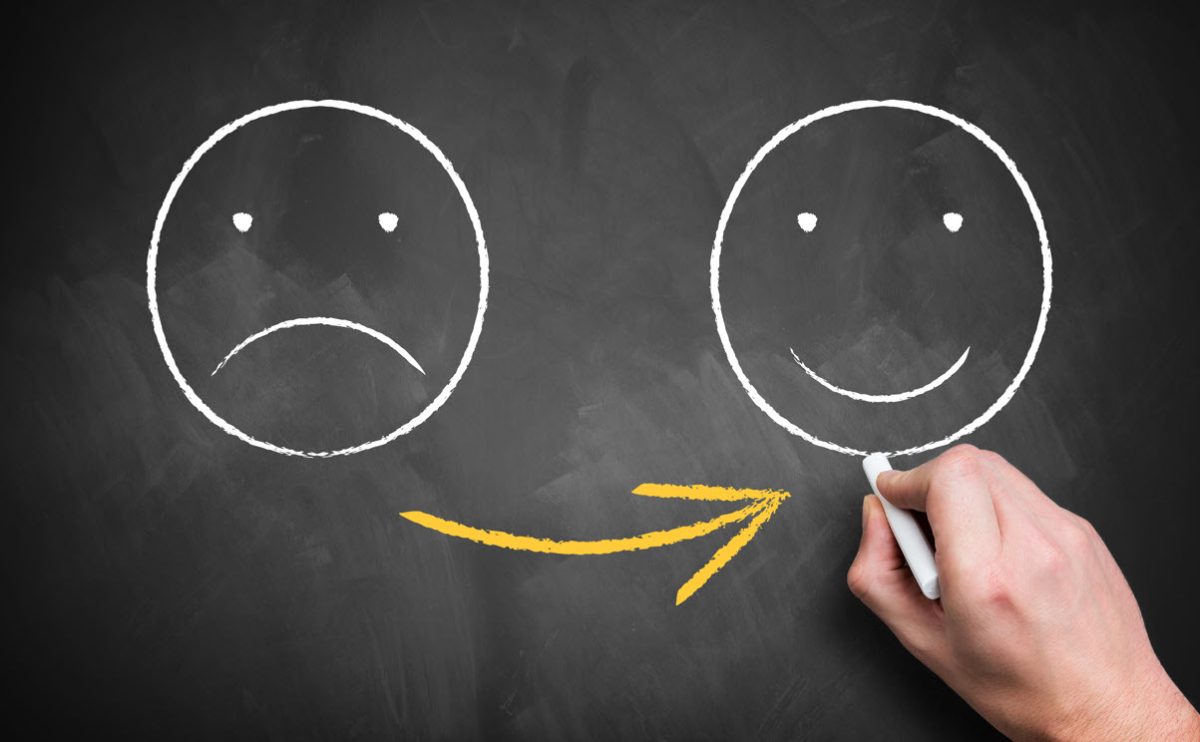 sich unglücklich fühlen, unglücklich sein | dengem